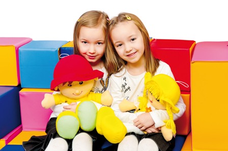 Kinderpuppe (20 cm)