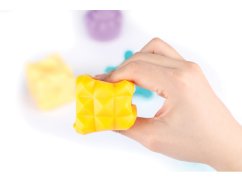 Sada gumových předmětů