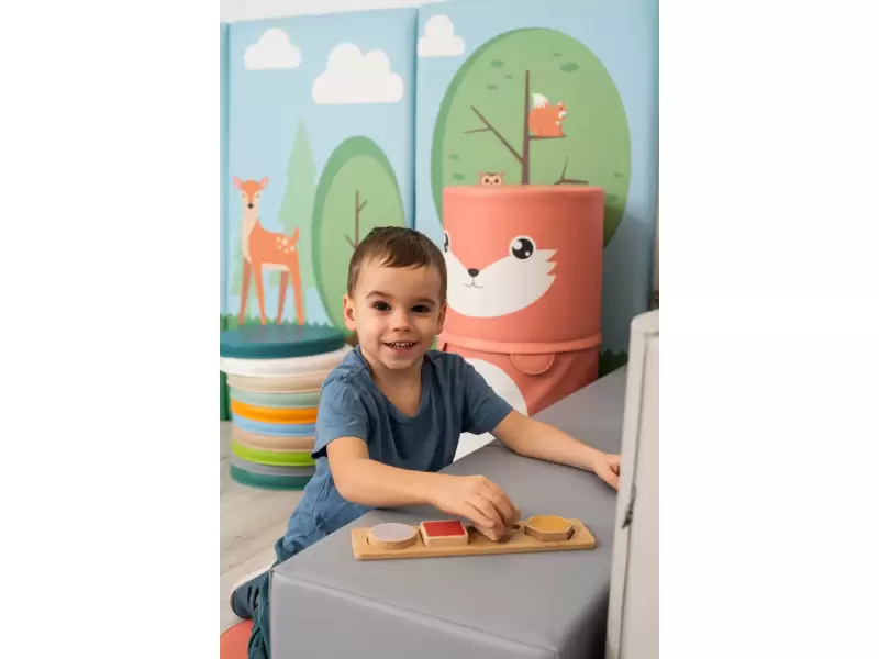 Dřevěné skládací puzzle